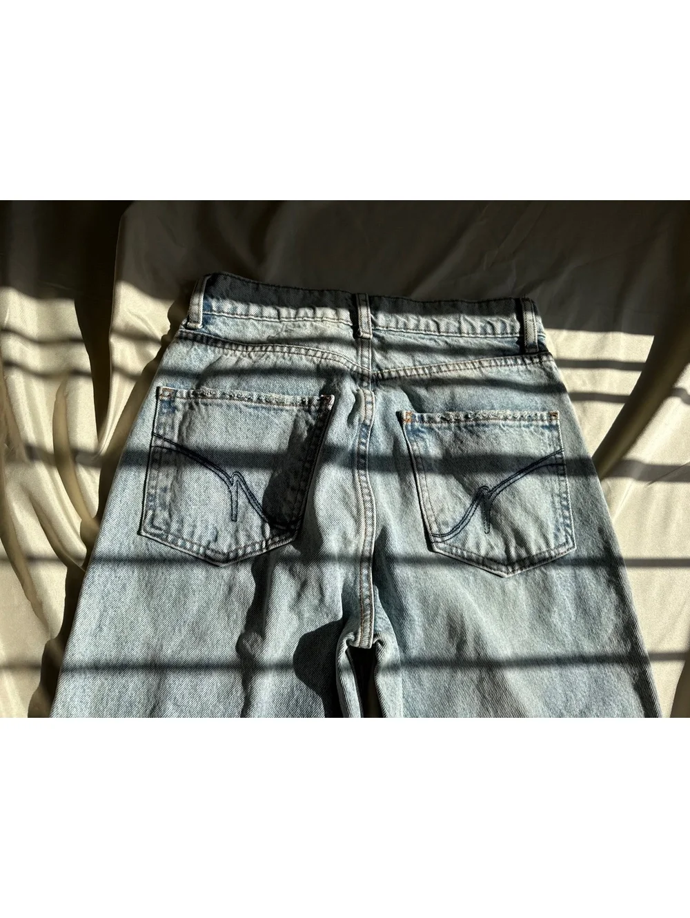 NWT Revice Denim Ex-Boyfriend‎ Rickie Jeans Light Wash Straight Leg Size 24